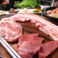 料理メニュー写真&nbsp;熟成豚肉　3種の食べ比べサムギョプサルセット 一人前(※2人前より)