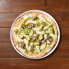 【オリジナル野菜ピッツァ】サルシッチャとポテトのジェノバ風ピッツァ