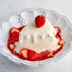 いちごのメルティーケーキ