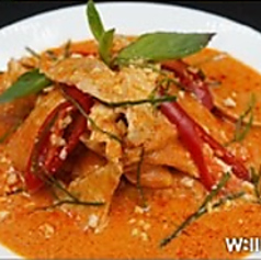 パネーンヌア(牛肉レッドカレー炒め)