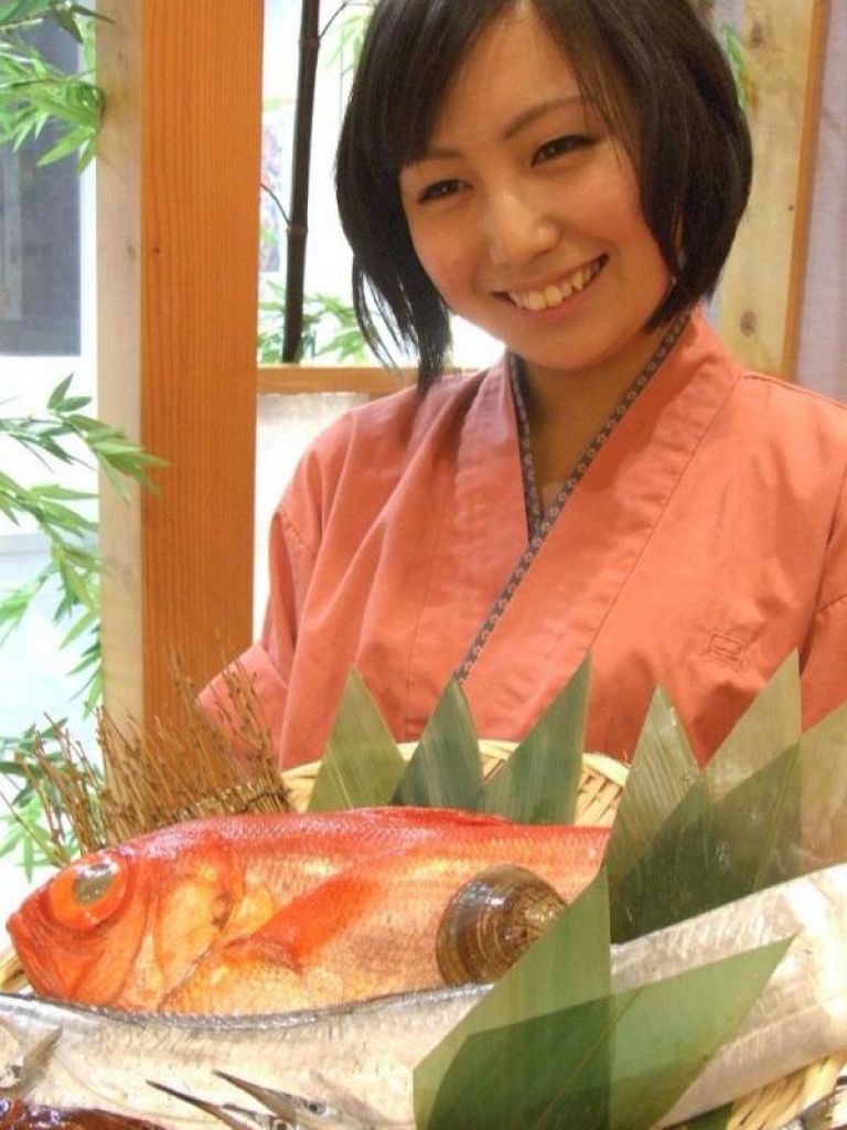 アクセス抜群★活魚と職人が活きる店！はなの舞と言えば…