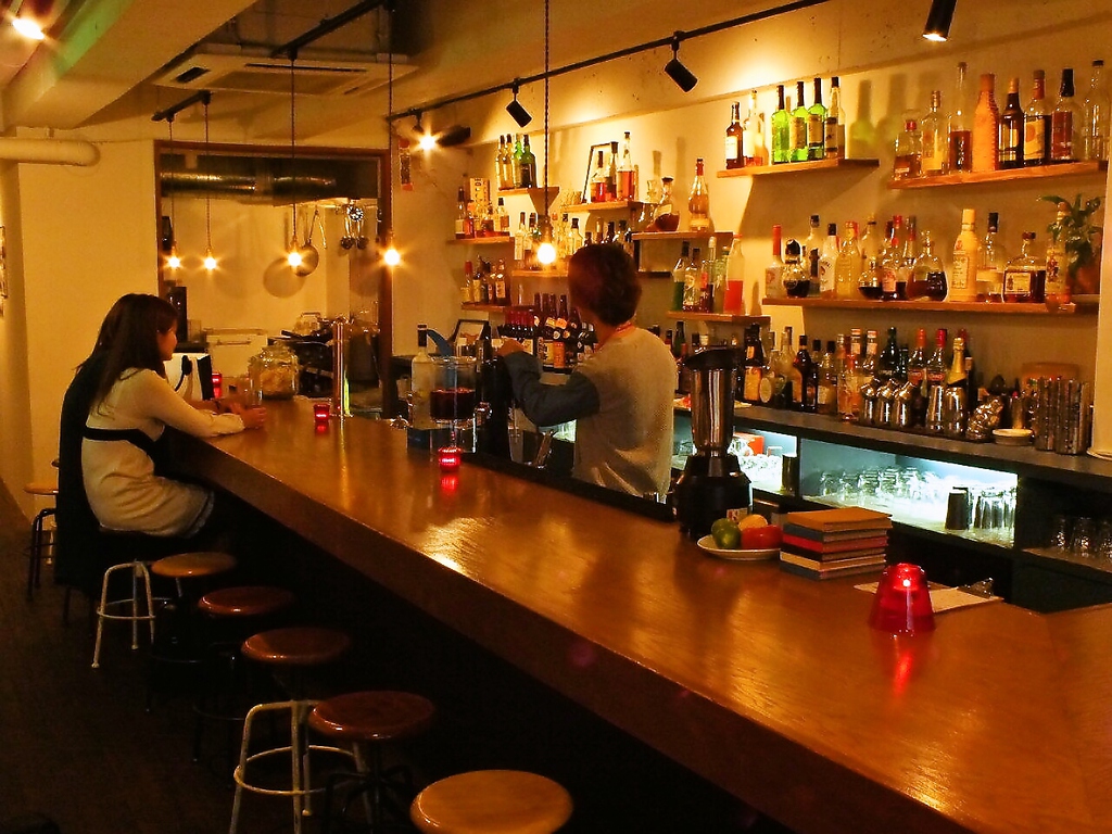 天神駅徒歩5分★おしゃれ空間で味わう料理★大名を一望できる最上階で素敵な夜を…♪