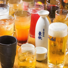 格安ビールと鉄鍋餃子 3 6 5酒場 新宿三丁目店の特集写真