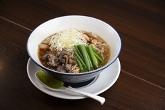 もも炭火焼入りとり中華そば