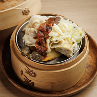 こだわりの蒸し料理をご賞味あれ♪