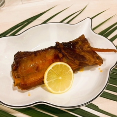 じっくり煮込んだBBQスペアリブ