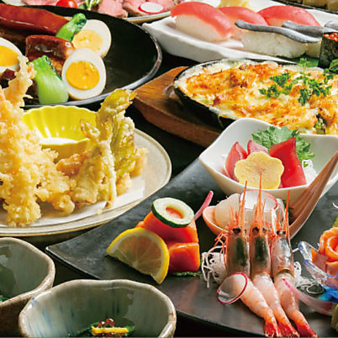 季節の新鮮な魚介や野菜を料理長こだわりのお料理でおもてなし。地酒も自慢の品ぞろえ