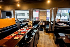アジアンビストロ　LILY（リリー）　新横浜店の雰囲気1