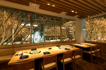 焼肉 泰山 TAIZAN 定禅寺通り店の雰囲気1