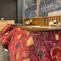 2名様からご利用いただけるテラス席。2席のみとなりますのでご予約はお早めに！※こたつ席希望の場合は、ご要望欄に「こたつ席希望」と入力の上ご予約ください。