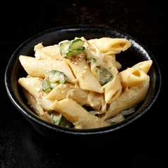 カレーマカロニサラダ