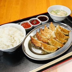 餃子のかっちゃん 大阪駅前第2ビル店のおすすめランチ1