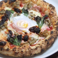 季節の食材にあわせた週替わりのスペシャルメニューも！