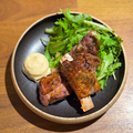 料理メニュー写真&nbsp;黒豚スペアリブ山賊焼き