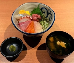 うおきんの海鮮丼