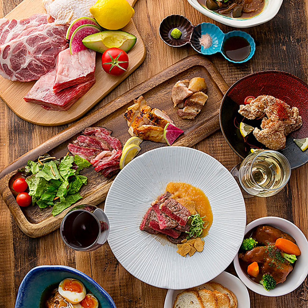 【毎日18時に焼き上がる】名物の自家製ローストビーフは絶品♪