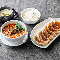 ハーフ担々麺セット