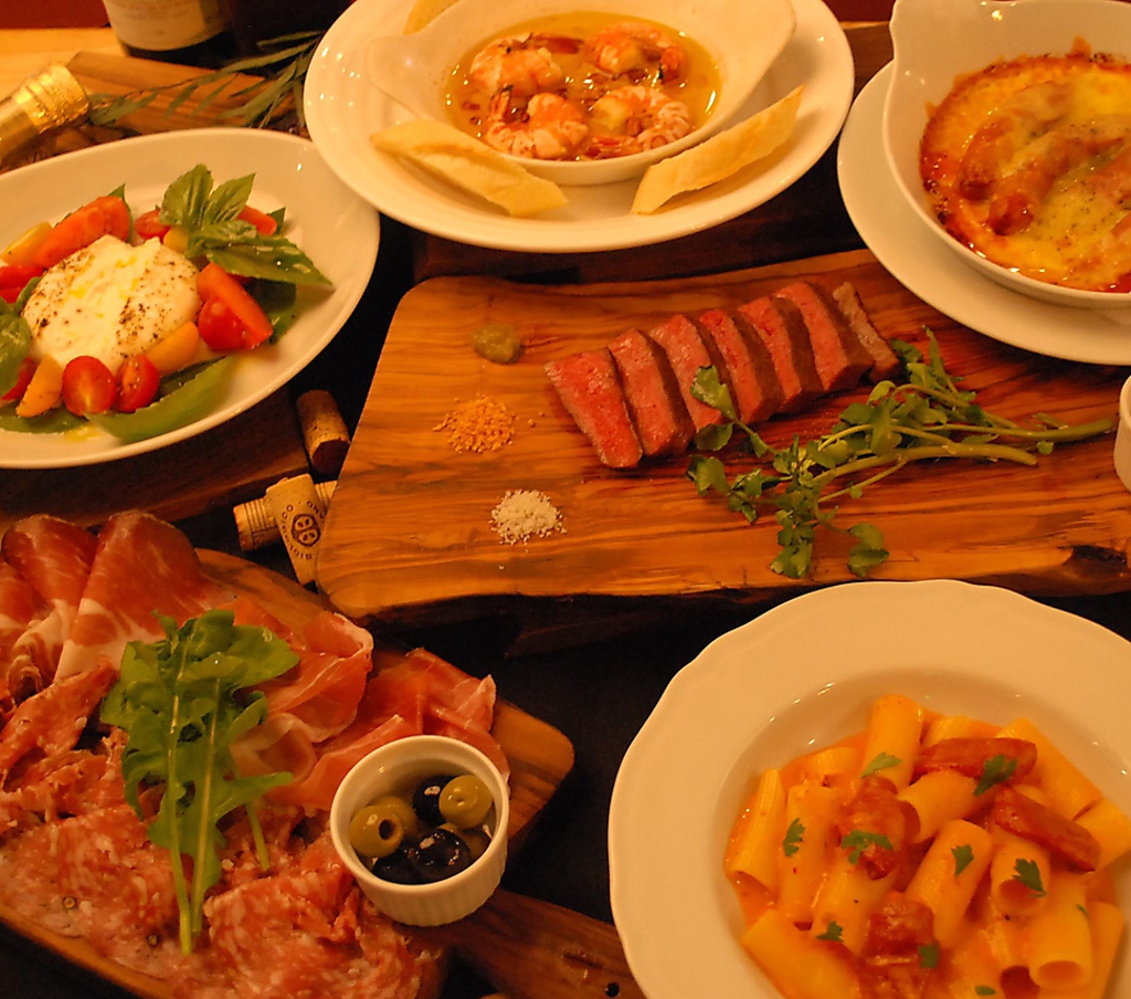 Italian Bar La Famiglia ラ ファミーリアの写真ギャラリー