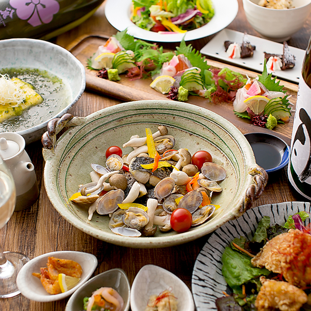 見た目にもこだわったお洒落な和食♪飲み放題付きコースも2,778円～◎