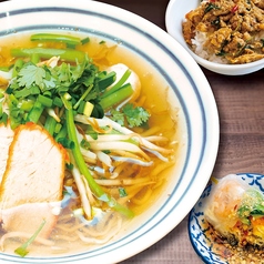 タイ醤油ヌードルSet　Fish Sauce Taste Soup Noodles Set