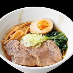 牛たんチャーシュー入り 醤油ラーメン