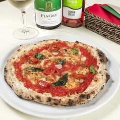 オリジナルピッツァメニューも充実！の写真