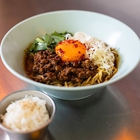 旨辛！本格台湾まぜそば！辛いのに止まらぬ美味しさ！