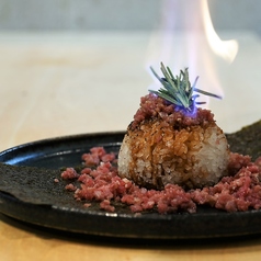 ウマ(馬)すぎてトロけちゃう焼きおにぎり