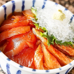 沖縄糸満刺身丼