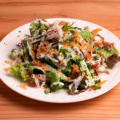 たっぷりチーズのシーザーサラダ