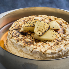 カマンベールチーズのアヒージョ