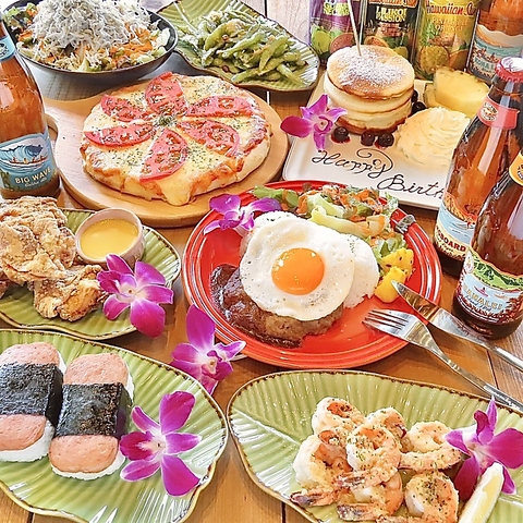 ロコモコ、アサイー、パンケーキ！海を眺めながら本格ハワイ料理をお楽しみください☆