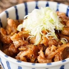 豚カルビ丼