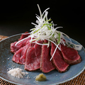 料理メニュー写真&nbsp;峯野牛のタタキ　生山葵と岩塩で