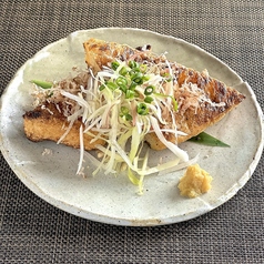 定義山名物　三角油揚げ