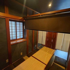 半個室席ございます。