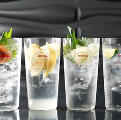 注目！豊富なドリンクのラインナップでバーとしても楽しめる！種類豊富なドリンク。日本酒は季節に応じて10種類程度は仕入れしており、飲み比べてお気に入りを見つける楽しみ方も◎そのほか、生ビール・ハイボール・サワー・ノンアルコールなども取り揃えております！