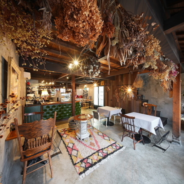 NIKUO CIRCUSの雰囲気1