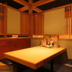 会社の宴会、飲み会、歓迎会に最適！2H飲み放題付きコース2200円～