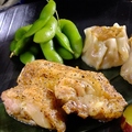 料理メニュー写真&nbsp;鶏もも肉のこんがりスパイス焼き