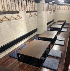 焼鳥と豚肉野菜巻き串　焼きんしゃい長居店の雰囲気1