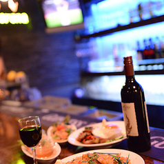 【カウンター席】 専用モニター完備！試合のある日はお気軽にお立ち寄りください☆