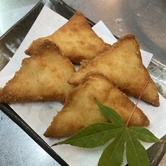 三角チーズの包み揚げ
