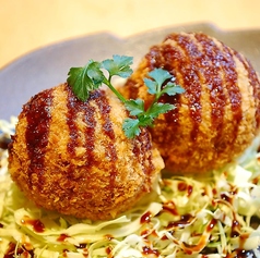 贅沢メンチコロッケ