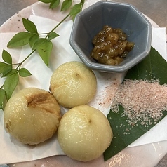 一球ニンニクの丸揚げ