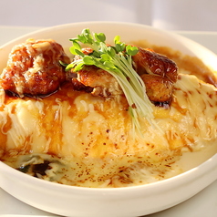 【香ばしさ満点】照り焼きチキンとマヨネーズのオムライスグラタン 1,550円（税込 1,705円）