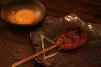 土佐備長炭の香り際立つ鮮度抜群の絶品焼き鳥が楽しめる