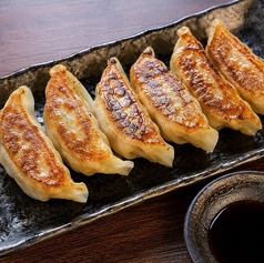 黒胡椒焼き餃子(6個)