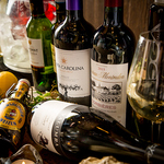 ワイン60種類が時間無制限で飲み放題！時間を忘れてゆっくりとお寛ぎください。