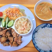 【昼も夜も使える!ランチ&ディナー二刀流♪】11:30~15:00のランチ営業と、16:00~21:00のディナー営業で、使い勝手の良さが抜群!ランチはサクッと、夜はゆったり♪昼飲み派さんも安心の営業時間★平日も土曜も営業しているので、仕事の合間や休日のお出かけにも便利!「この時間やってる?」の不安が少ないのが嬉しい♪